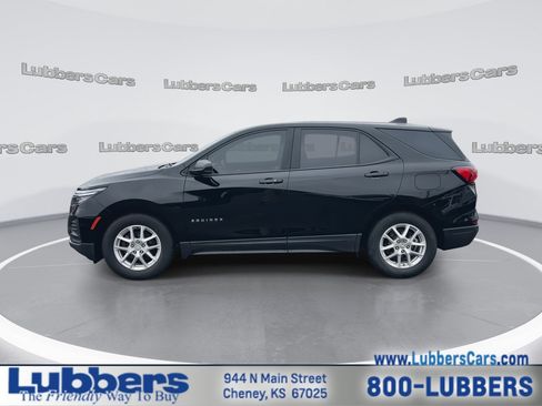 Used 2024 Chevrolet Equinox LS w/ LS Convenience Package FWD image 5