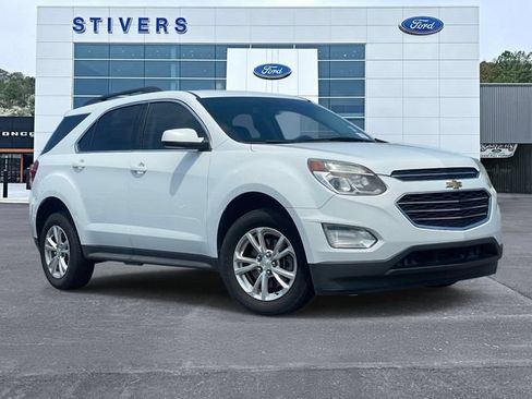 Used 2017 Chevrolet Equinox LT w/ Convenience Package FWD image 1