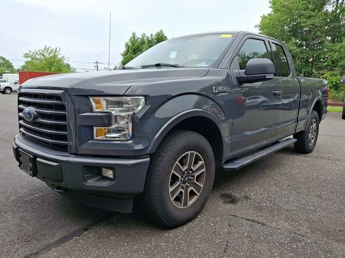 Used 2017 Ford F150 XLT w/ Equipment Group 302A Luxury AWD/4WD image 3