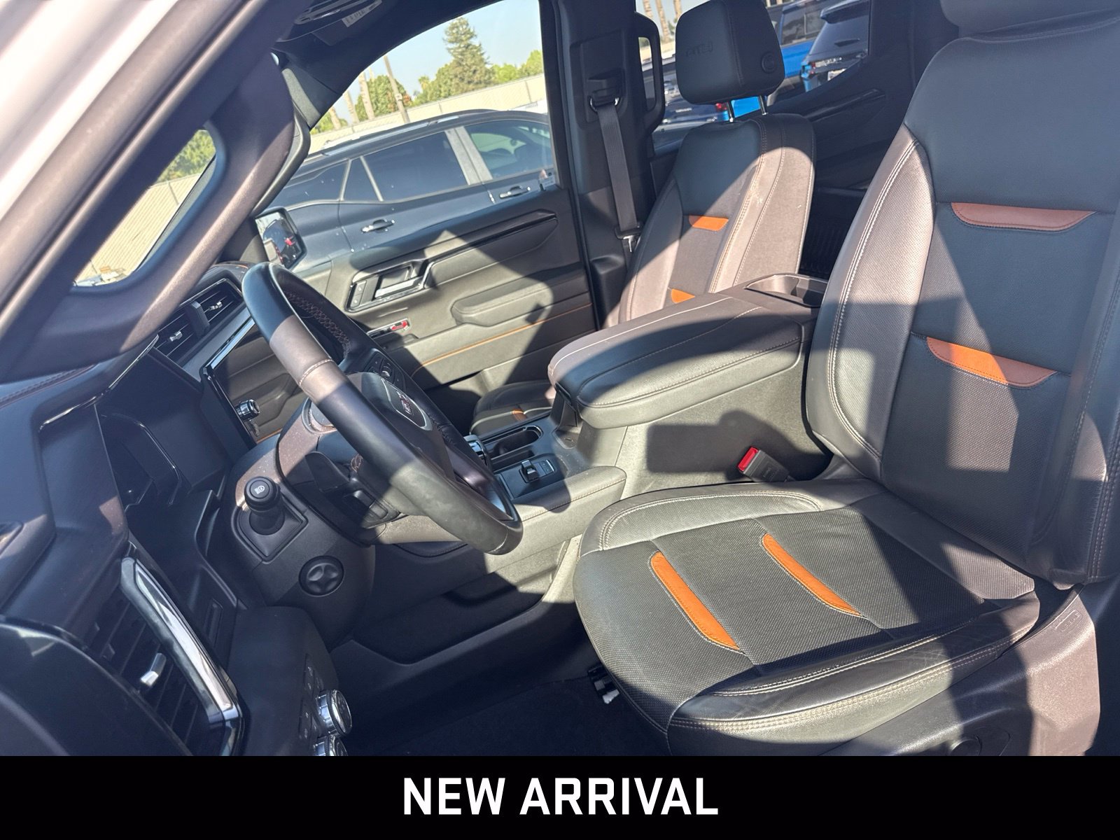 Certified 2025 GMC Sierra 1500 AT4 AWD/4WD image 9