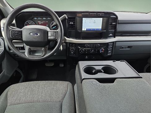 Certified 2024 Ford F250 XLT image 11