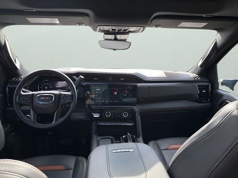 Used 2024 GMC Sierra 2500 AT4 w/ AT4 Premium Plus Package image 22