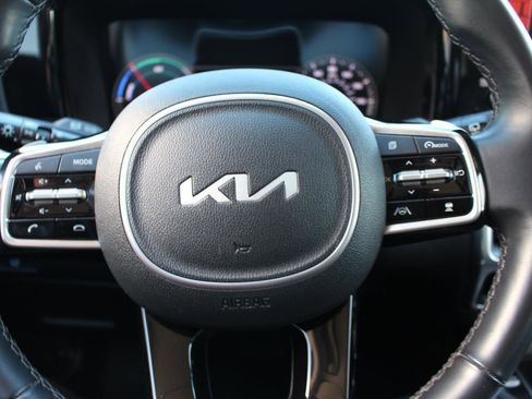 Certified 2023 Kia Sorento EX image 19