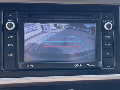 Used 2019 Toyota Tacoma SR5 RWD image 27