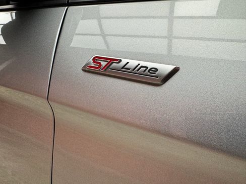 Certified 2023 Ford Edge ST-Line AWD/4WD image 7