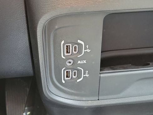 New 2026 RAM 2500 Tradesman w/ Bed Convenience Group AWD/4WD image 20