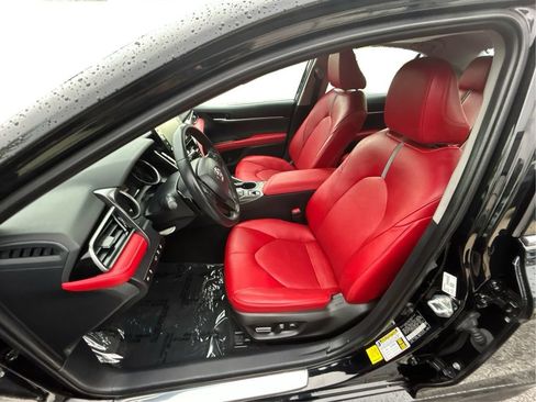 Used 2021 Toyota Camry XSE w/ Cold Weather Package FWD image 36