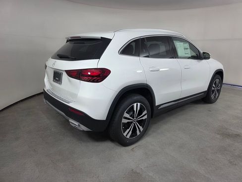 New 2026 Mercedes-Benz GLA 250 image 4