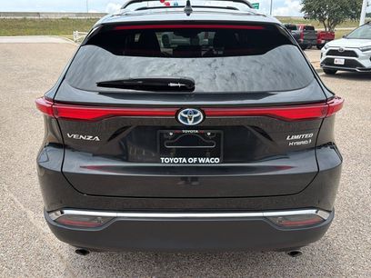 Used 2022 Toyota Venza Limited w/ Advanced Technology Package