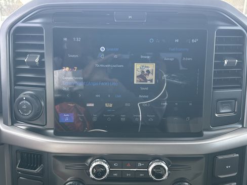 Used 2025 Ford F150 XLT w/ Equipment Group 302A MID image 29