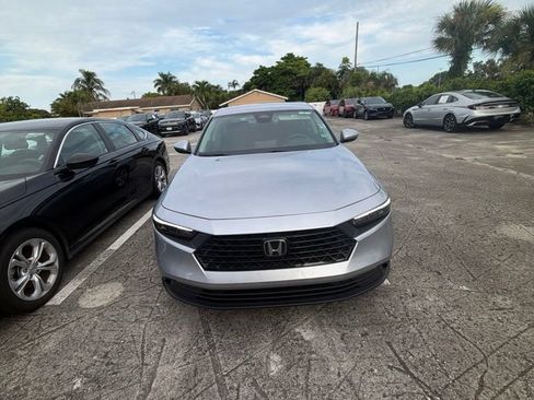 Used 2025 Honda Accord LX image 6