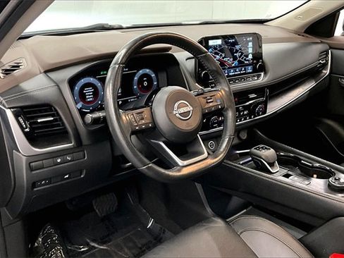 Used 2023 Nissan Rogue Platinum w/ Platinum Premium Package image 13