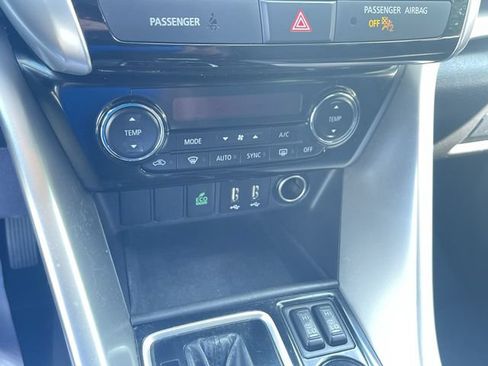 Used 2022 Mitsubishi Eclipse Cross SE FWD image 18