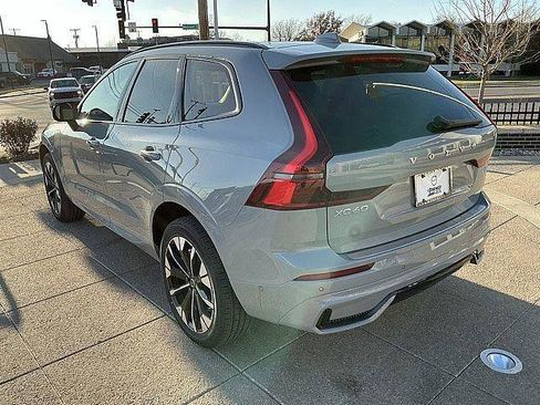 New 2026 Volvo XC60 T8 Plus w/ Protection Package Premier AWD/4WD image 10
