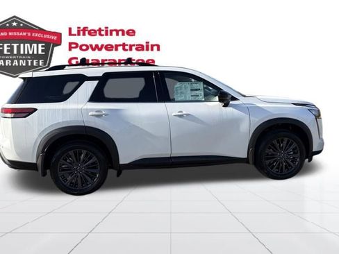 New 2026 Nissan Pathfinder SL FWD image 7