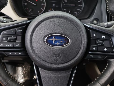 Used 2025 Subaru Forester Limited AWD/4WD image 21