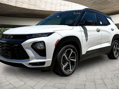 Used 2023 Chevrolet TrailBlazer RS w/ Sun and Liftgate Package