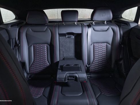 Used 2024 Lamborghini Urus S image 39