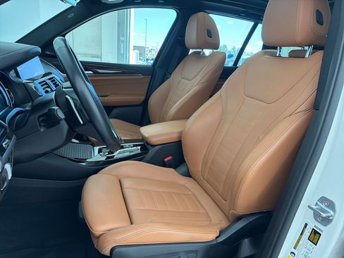 Used 2019 BMW X3 xDrive30i w/ Premium Package AWD/4WD image 5