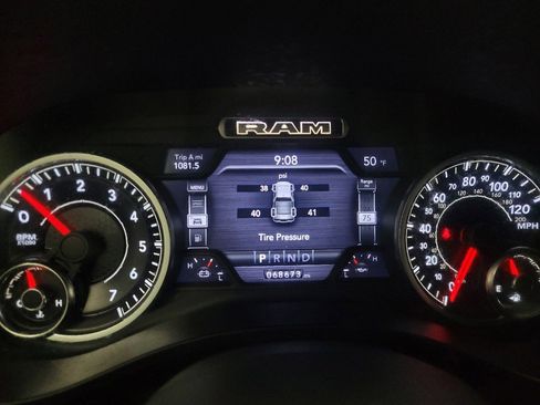 Used 2019 RAM 1500 Big Horn image 23