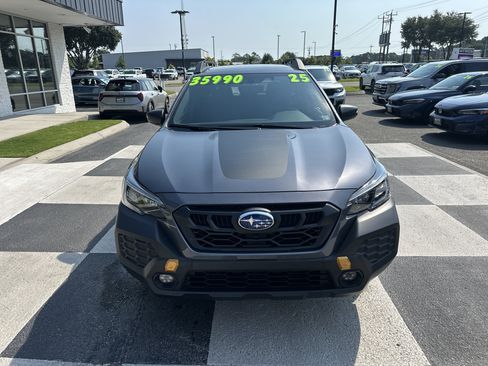Used 2025 Subaru Outback Wilderness AWD/4WD image 2