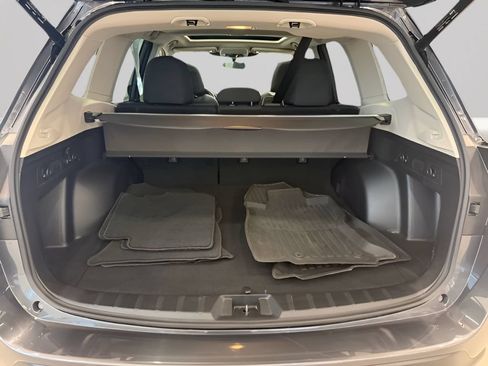 Certified 2023 Subaru Forester Premium AWD/4WD image 17