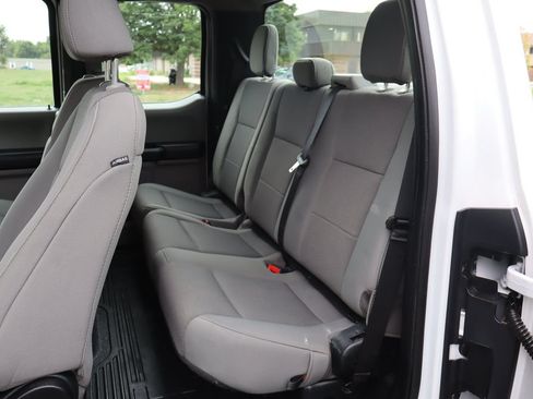 Used 2020 Ford F250 XL w/ Power Equipment Group AWD/4WD image 18