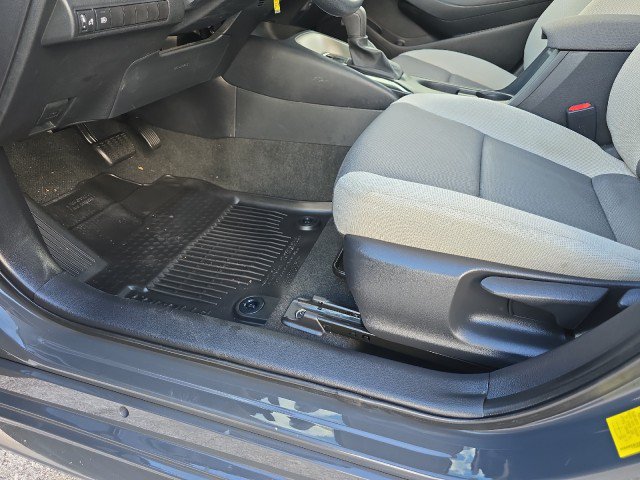 Used 2023 Toyota Corolla LE FWD image 16