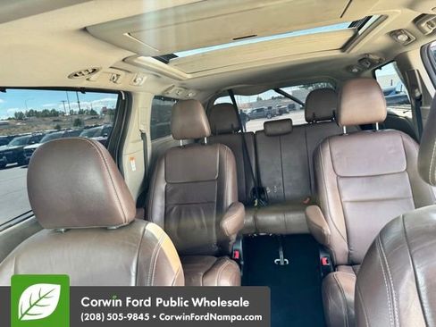 Used 2017 Toyota Sienna Limited Premium AWD/4WD image 11