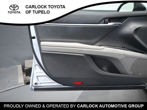 Used 2022 Toyota Camry SE FWD image 20