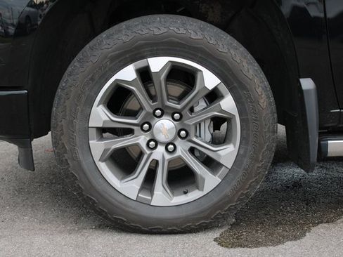 Used 2023 Chevrolet Silverado 1500 High Country w/ Max Trailering Package image 44