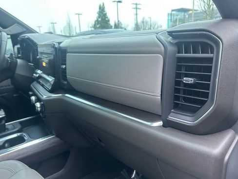 Certified 2023 GMC Sierra 1500 SLT w/ SLT Premium Package image 26