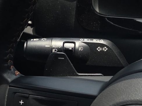 Used 2024 Nissan Pathfinder Rock Creek AWD/4WD image 38