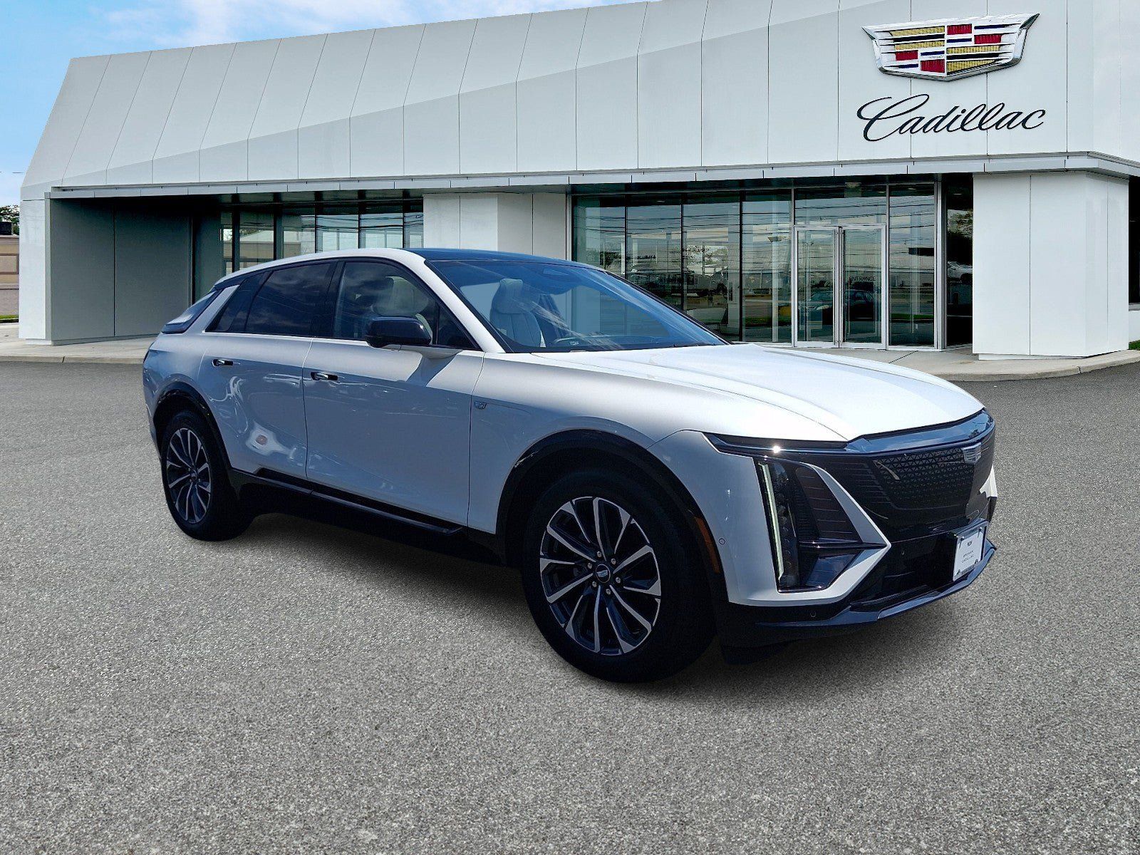 Certified 2024 Cadillac Lyriq Sport AWD/4WD image 7