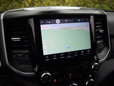 Used 2023 RAM 1500 Big Horn image 10