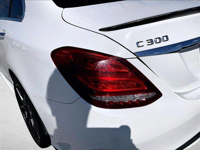 Used 2016 Mercedes-Benz C 300 4MATIC Sedan image 29