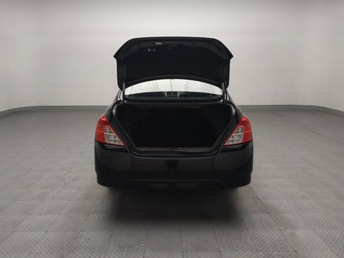 Used 2019 Nissan Versa SV image 29