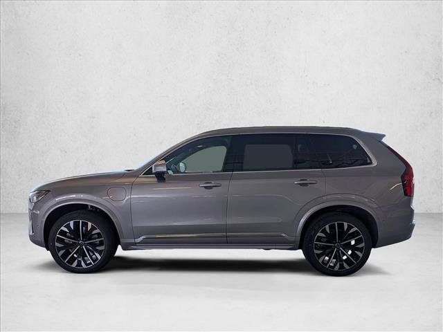 New 2026 Volvo XC90 T8 Plus w/ Protection Package AWD/4WD image 9