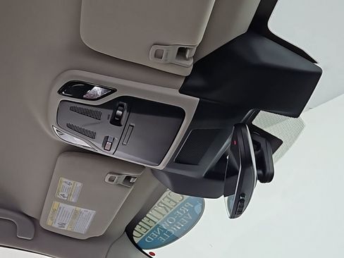 Certified 2025 Subaru Outback Premium image 17