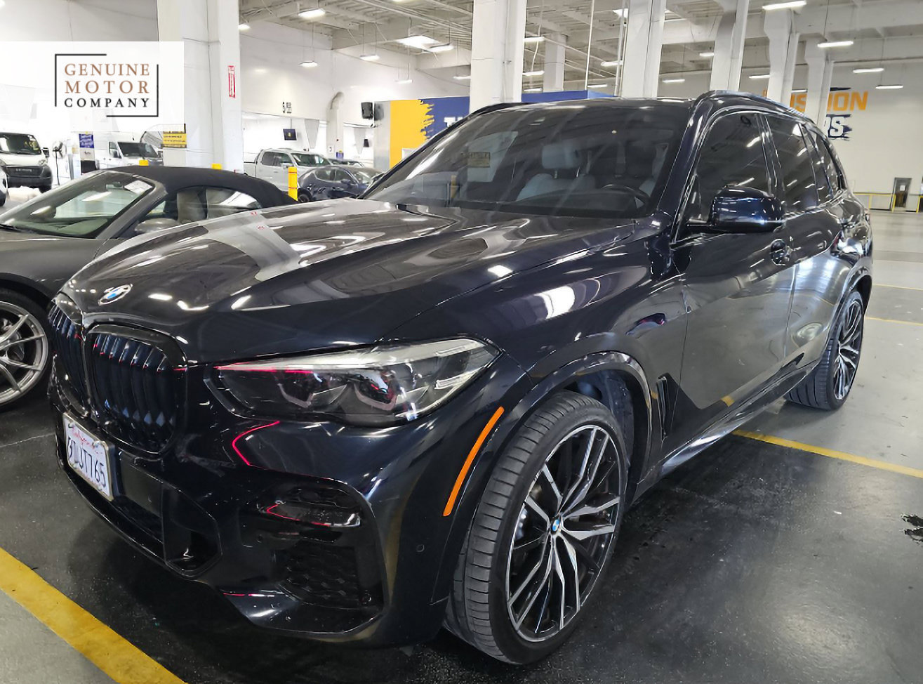 Used 2023 BMW X5 xDrive40i w/ M Sport Package AWD/4WD image 1