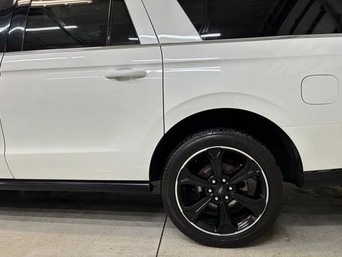 Used 2022 Ford Expedition Max Limited AWD/4WD image 6