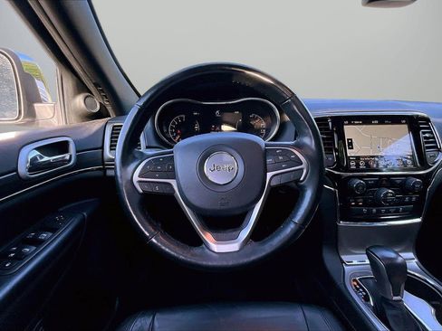 Certified 2022 Jeep Grand Cherokee Limited AWD/4WD image 11