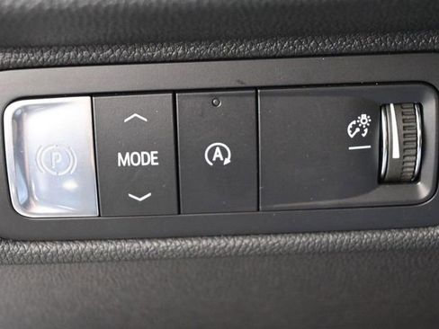 New 2026 Chevrolet Traverse RS w/ LPO, Floor Liner Package FWD image 36