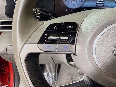 Used 2023 Hyundai Elantra SEL w/ Convenience Package image 14