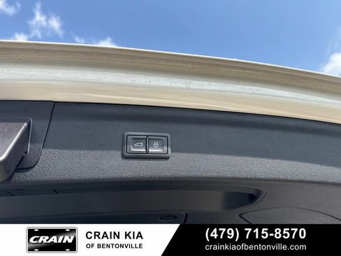Used 2018 Audi Q3 2.0T Premium Plus w/ Premium Plus Package AWD/4WD image 16