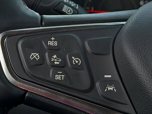 Used 2024 Chevrolet Equinox LT FWD image 17