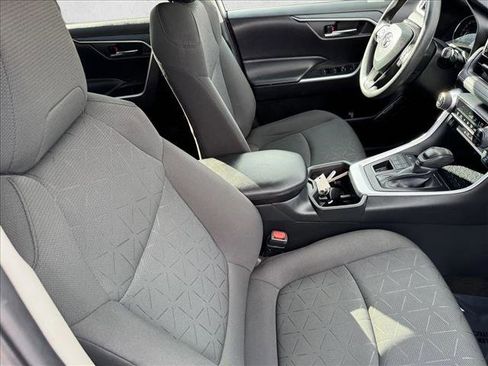 Certified 2024 Toyota RAV4 XLE AWD/4WD image 30