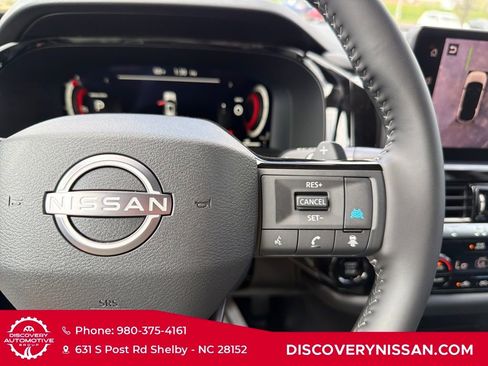 New 2026 Nissan Pathfinder SL w/ SL Premium Package AWD/4WD image 22