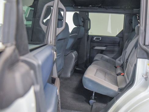 Used 2021 Ford Bronco Outer Banks image 4