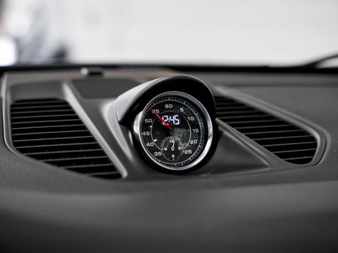 Used 2013 Porsche 911 Carrera 4S image 11